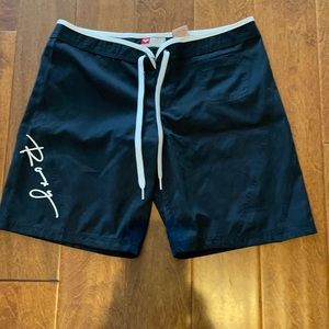 🔴- Roxy Board Shorts